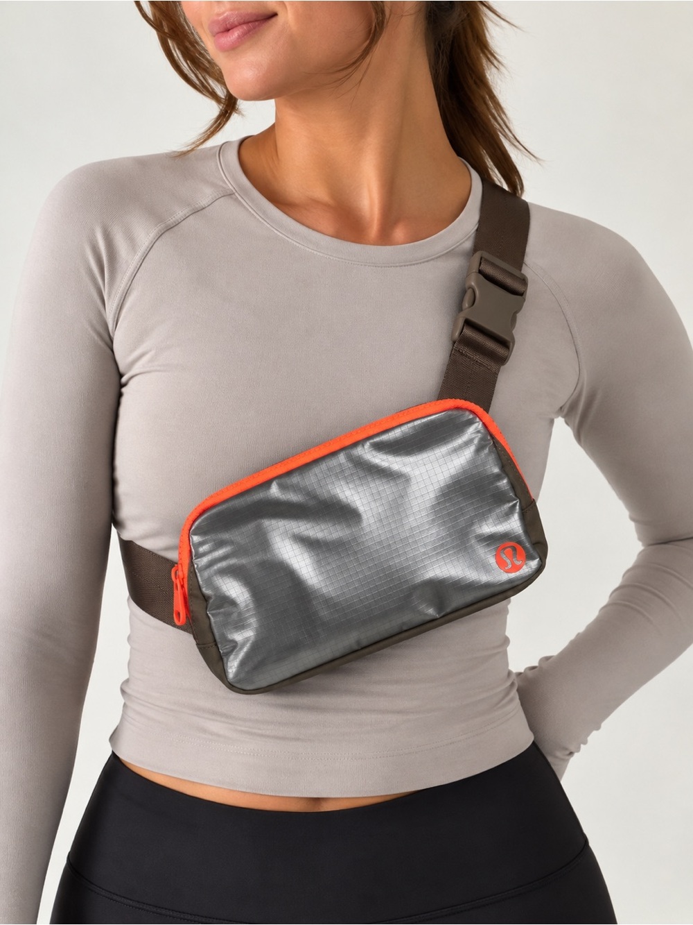 Lululemon NWT Everywhere belt bag silver metallic crossbody purse fanny pack